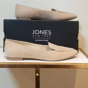NIB jones new york signature suede flats US 8.5M